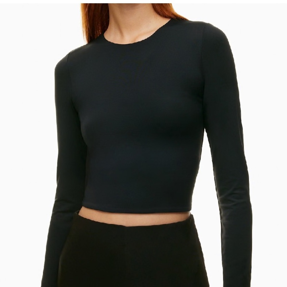 Aritzia contour long sleeve waist top